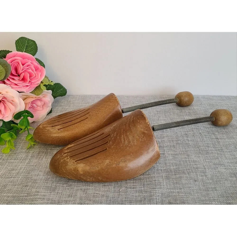Vintage Wooden Shoe Stretchers Size‎ 9.5-10 US Left And Right